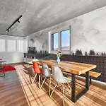 The Cloud Suite Apartments