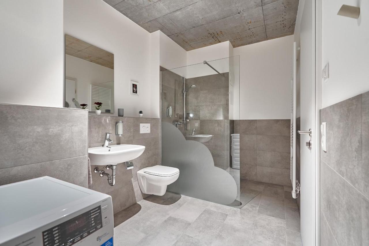 The Cloud Apartment *