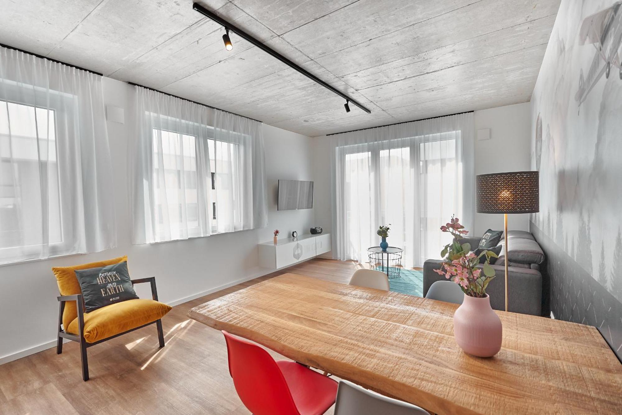 The Cloud Apartment